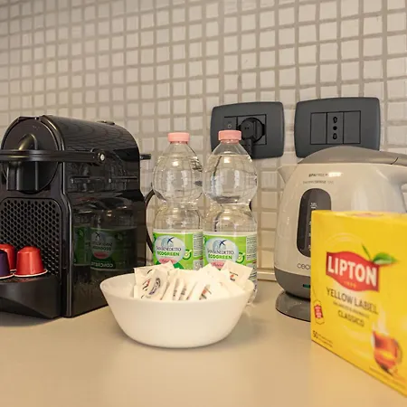 Bellezza Fair - Vicino Fiera E Centro, Wifi, Smart Tv, Ac, Balcone